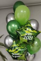 Фонтан из серебряных, зелёных шаров и звёзд камуфляж