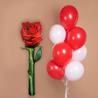 Фольгированный цветок и фонтан из шаров