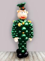 Фигура солдата из воздушных шаров