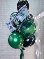 Фонтан из чёрных и зелёных шаров