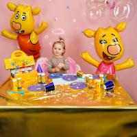 Фигура, Оранжевая корова, Зоя