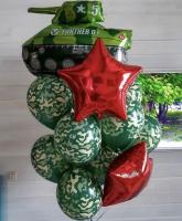 Фонтан с фольгированным танком, шарами камуфляж и звёздами