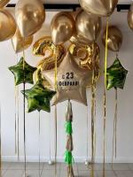 Цифра 23, звёзды и шары на дождике