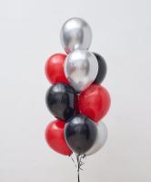 Фонтан из чёрных, красных и серебряных шаров